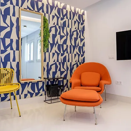 Near Stunning Views & Comfort شقة مالقة