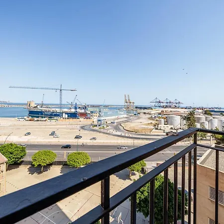 Near Stunning Views & Comfort